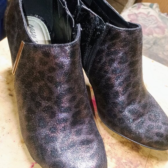 Boots - Picture 2 of 2